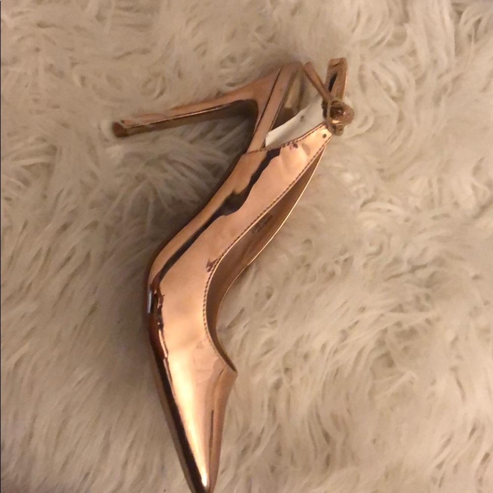 Gold Close Toe Pumps View 5